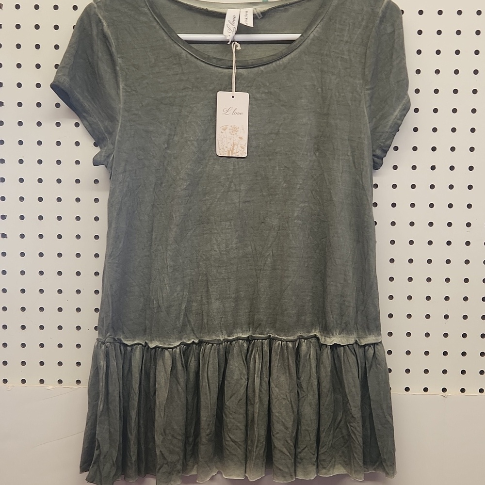 L love NWT ruffle shirt women's size medium green